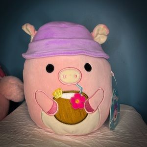 NWT’s Peter the Pig - 8 inch Squishmallow